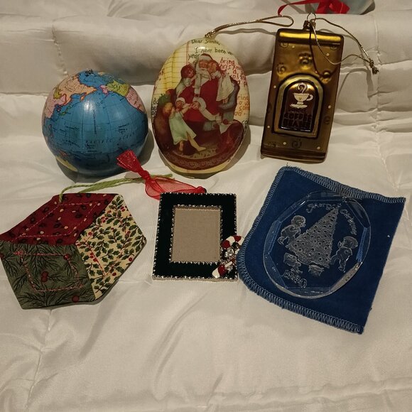 Christmas Ornaments Set of 6 Bundle EUC - Picture 1 of 9